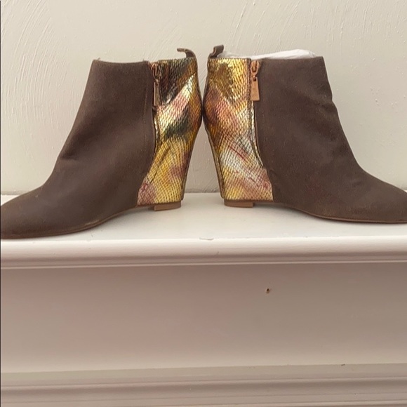 Booties - Picture 3 of 3